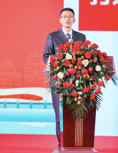 華錦億爵商業(yè)運(yùn)營管理機(jī)構(gòu)