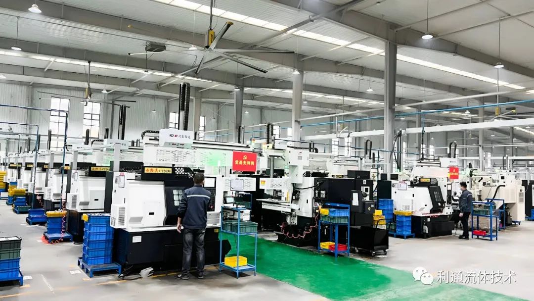 為多功能工業(yè)軟管選擇右端連接器